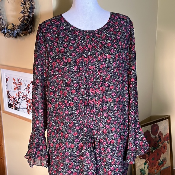 MAX STUDIO Size XL Dark Floral Romantic Dress Pintuck Floral Overlay $138 NEW - Picture 2 of 16